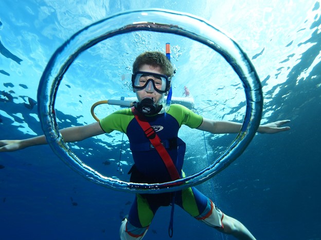 Four Winds III Deluxe Molokini Snorkeling 3