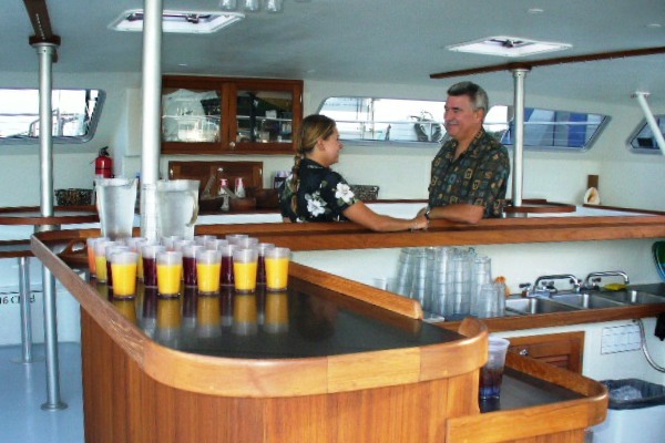 Ali’i Kai Deluxe Whale Watching Sailing 4