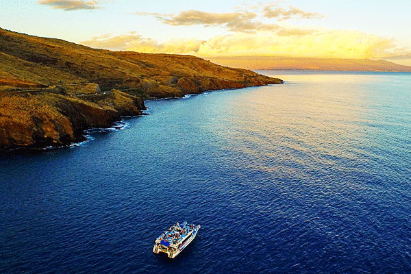 Pride of Maui Sunset Dinner and Hula Cruise 2