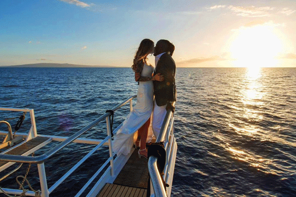Pride of Maui Sunset Dinner and Hula Cruise 3